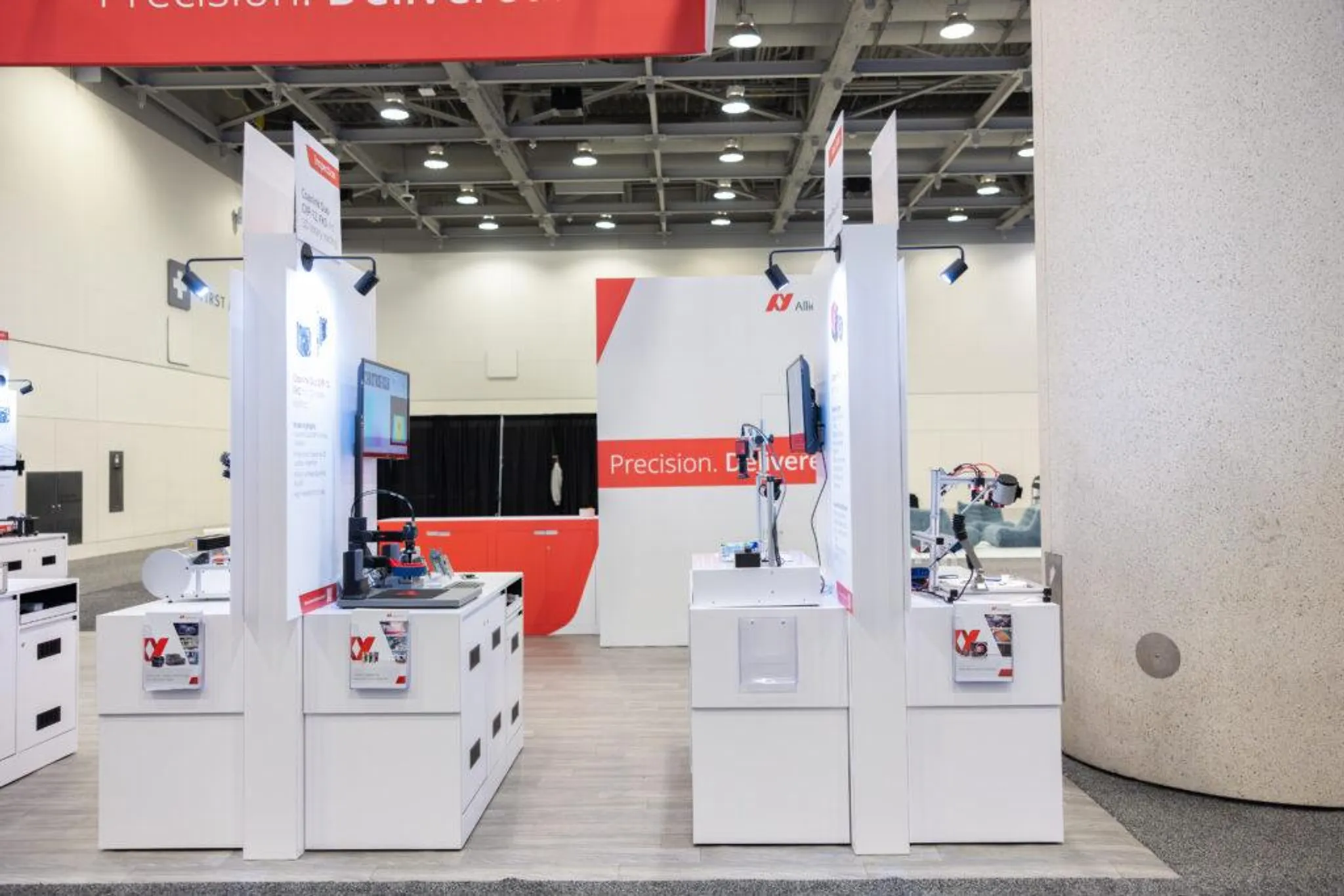 30x30 Island booth design by West Coast Exhibit